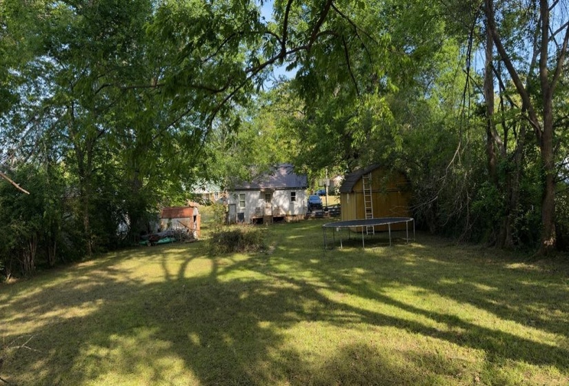 415 PATTERSON RD, Savannah, Tennessee 38372, 2 Bedrooms Bedrooms, 4 Rooms Rooms,1 BathroomBathrooms,Residential,For Sale,PATTERSON,10219882