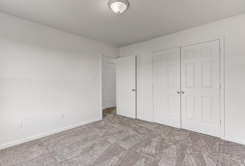 6928 NAPLES DR, Memphis, Tennessee 38018, 3 Bedrooms Bedrooms, 6 Rooms Rooms,2.1 BathroomsBathrooms,Residential,For Sale,NAPLES,10219888