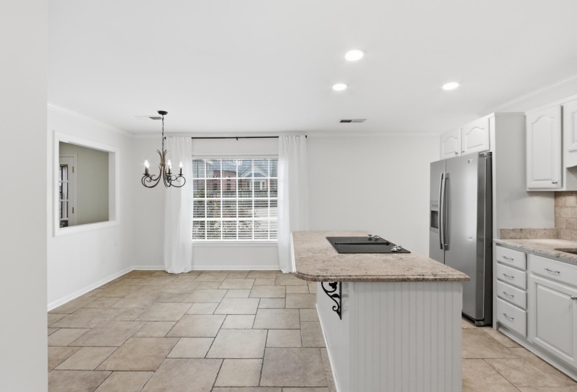 2108 PRESTWICK DR, Germantown, Tennessee 38139, 3 Bedrooms Bedrooms, 8 Rooms Rooms,2.1 BathroomsBathrooms,Residential,For Sale,PRESTWICK,10219894