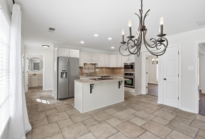 2108 PRESTWICK DR, Germantown, Tennessee 38139, 3 Bedrooms Bedrooms, 8 Rooms Rooms,2.1 BathroomsBathrooms,Residential,For Sale,PRESTWICK,10219894