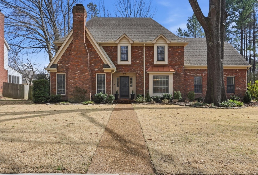 2108 PRESTWICK DR, Germantown, Tennessee 38139, 3 Bedrooms Bedrooms, 8 Rooms Rooms,2.1 BathroomsBathrooms,Residential,For Sale,PRESTWICK,10219894