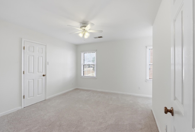 2108 PRESTWICK DR, Germantown, Tennessee 38139, 3 Bedrooms Bedrooms, 8 Rooms Rooms,2.1 BathroomsBathrooms,Residential,For Sale,PRESTWICK,10219894