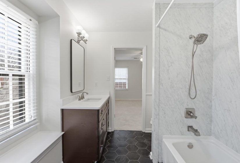 2108 PRESTWICK DR, Germantown, Tennessee 38139, 3 Bedrooms Bedrooms, 8 Rooms Rooms,2.1 BathroomsBathrooms,Residential,For Sale,PRESTWICK,10219894