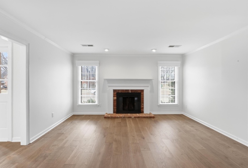 2108 PRESTWICK DR, Germantown, Tennessee 38139, 3 Bedrooms Bedrooms, 8 Rooms Rooms,2.1 BathroomsBathrooms,Residential,For Sale,PRESTWICK,10219894