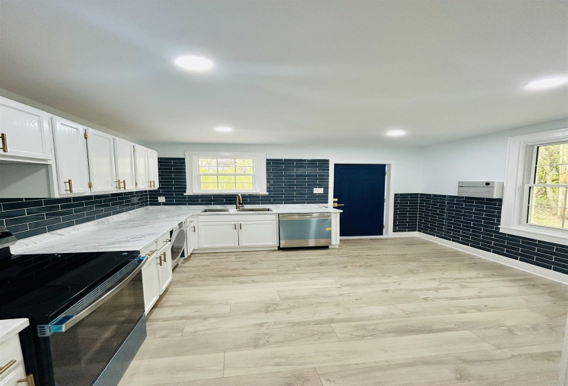 1206 ALCY RD, Memphis, Tennessee 38106, 2 Bedrooms Bedrooms, 5 Rooms Rooms,1 BathroomBathrooms,Residential,For Sale,ALCY,10219902