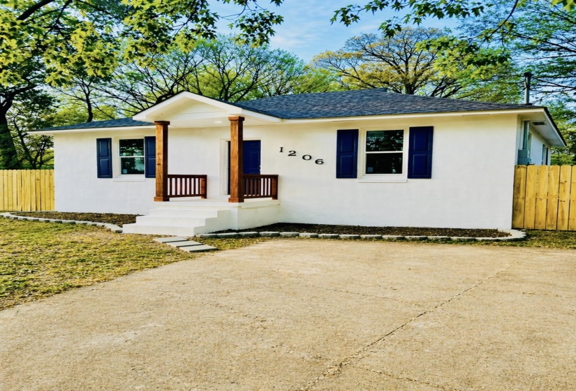 1206 ALCY RD, Memphis, Tennessee 38106, 2 Bedrooms Bedrooms, 5 Rooms Rooms,1 BathroomBathrooms,Residential,For Sale,ALCY,10219902