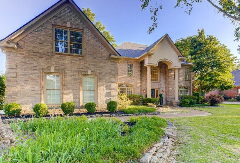 1765 HARTWELL MNR, Collierville, Tennessee 38017-0836, 4 Bedrooms Bedrooms, 11 Rooms Rooms,3.1 BathroomsBathrooms,Rental Properties,For Sale,HARTWELL,10219907