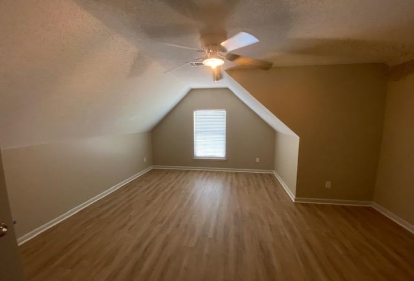 385 DOGWOOD SPRINGS DR, Oakland, Tennessee 38060, 3 Bedrooms Bedrooms, 6 Rooms Rooms,2.1 BathroomsBathrooms,Rental Properties,For Sale,DOGWOOD SPRINGS,10219954