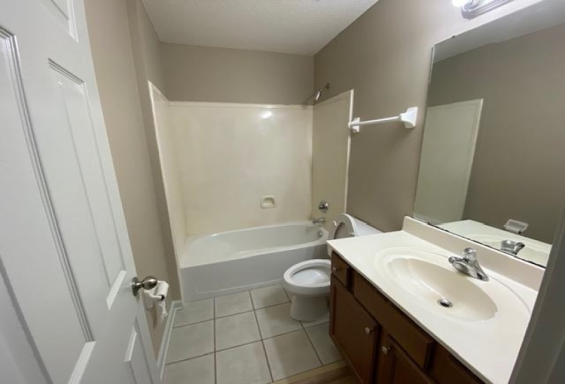 385 DOGWOOD SPRINGS DR, Oakland, Tennessee 38060, 3 Bedrooms Bedrooms, 6 Rooms Rooms,2.1 BathroomsBathrooms,Rental Properties,For Sale,DOGWOOD SPRINGS,10219954