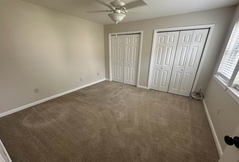 1720 RIDGE OAK PL, Memphis, Tennessee 38120, 2 Bedrooms Bedrooms, 5 Rooms Rooms,1.1 BathroomsBathrooms,Residential,For Sale,RIDGE OAK,10219959