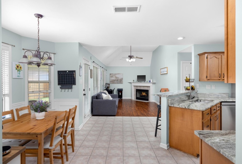 5152 CREEK CV, Bartlett, Tennessee 38002, 4 Bedrooms Bedrooms, 8 Rooms Rooms,2 BathroomsBathrooms,Residential,For Sale,CREEK,10219905