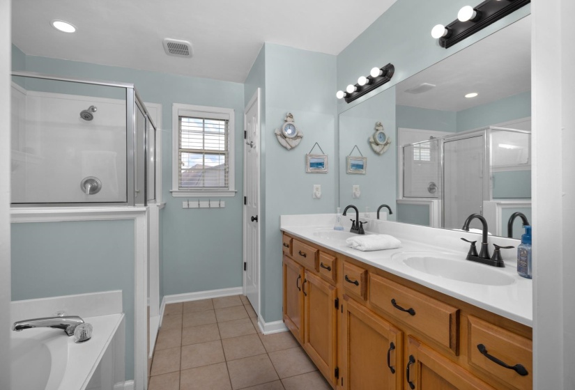 5152 CREEK CV, Bartlett, Tennessee 38002, 4 Bedrooms Bedrooms, 8 Rooms Rooms,2 BathroomsBathrooms,Residential,For Sale,CREEK,10219905