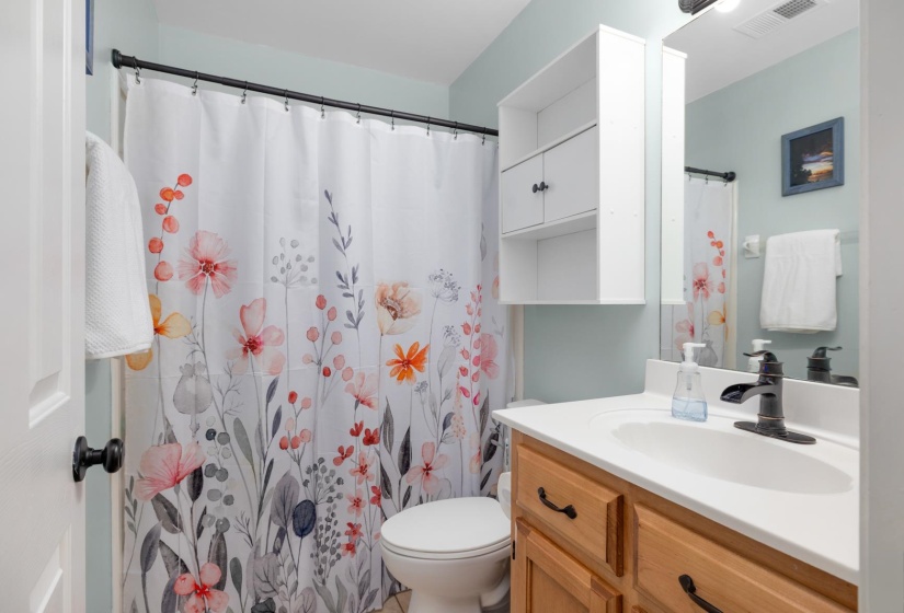 5152 CREEK CV, Bartlett, Tennessee 38002, 4 Bedrooms Bedrooms, 8 Rooms Rooms,2 BathroomsBathrooms,Residential,For Sale,CREEK,10219905