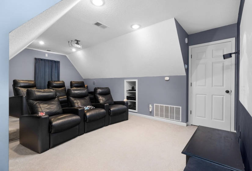 5152 CREEK CV, Bartlett, Tennessee 38002, 4 Bedrooms Bedrooms, 8 Rooms Rooms,2 BathroomsBathrooms,Residential,For Sale,CREEK,10219905