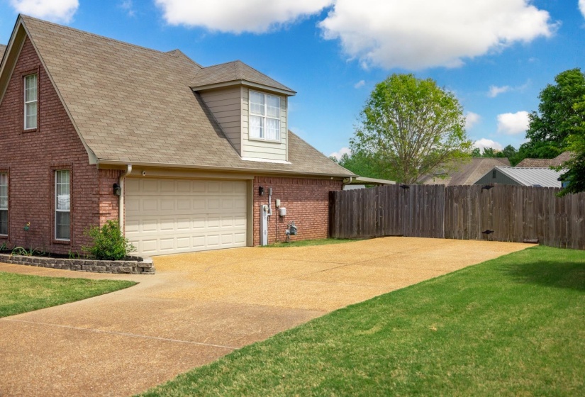 5152 CREEK CV, Bartlett, Tennessee 38002, 4 Bedrooms Bedrooms, 8 Rooms Rooms,2 BathroomsBathrooms,Residential,For Sale,CREEK,10219905