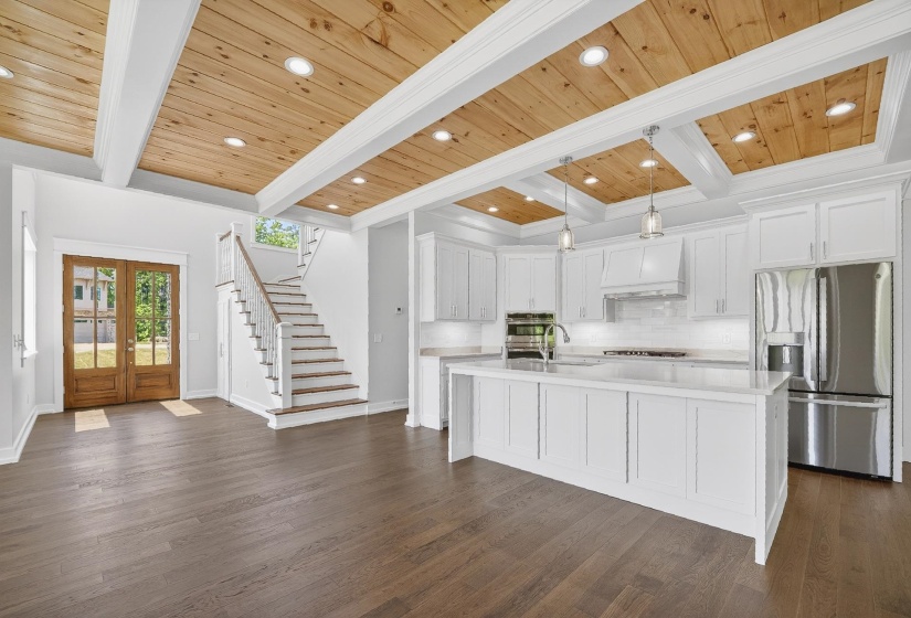 205 PIONEER TRL, Savannah, Tennessee 38372, 5 Bedrooms Bedrooms, 8 Rooms Rooms,4.1 BathroomsBathrooms,Residential,For Sale,PIONEER,10219906