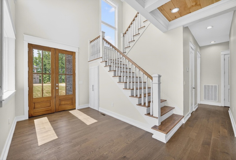 205 PIONEER TRL, Savannah, Tennessee 38372, 5 Bedrooms Bedrooms, 8 Rooms Rooms,4.1 BathroomsBathrooms,Residential,For Sale,PIONEER,10219906