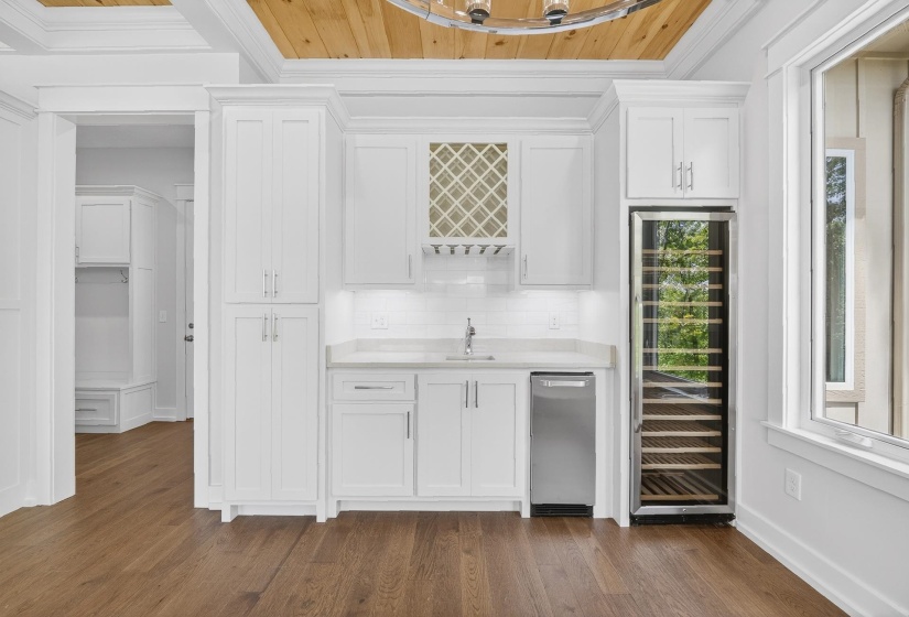 205 PIONEER TRL, Savannah, Tennessee 38372, 5 Bedrooms Bedrooms, 8 Rooms Rooms,4.1 BathroomsBathrooms,Residential,For Sale,PIONEER,10219906