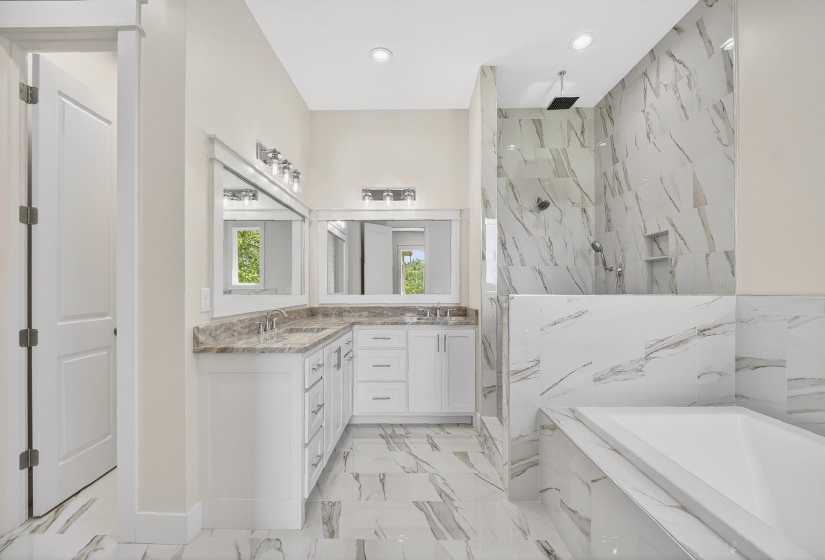 205 PIONEER TRL, Savannah, Tennessee 38372, 5 Bedrooms Bedrooms, 8 Rooms Rooms,4.1 BathroomsBathrooms,Residential,For Sale,PIONEER,10219906