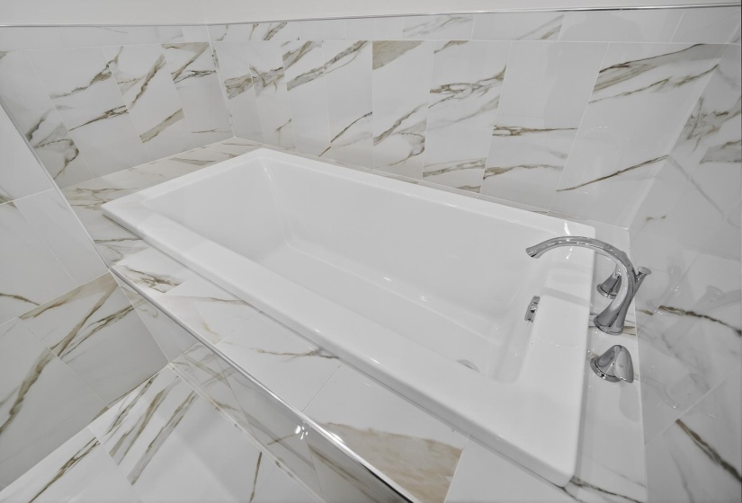 205 PIONEER TRL, Savannah, Tennessee 38372, 5 Bedrooms Bedrooms, 8 Rooms Rooms,4.1 BathroomsBathrooms,Residential,For Sale,PIONEER,10219906