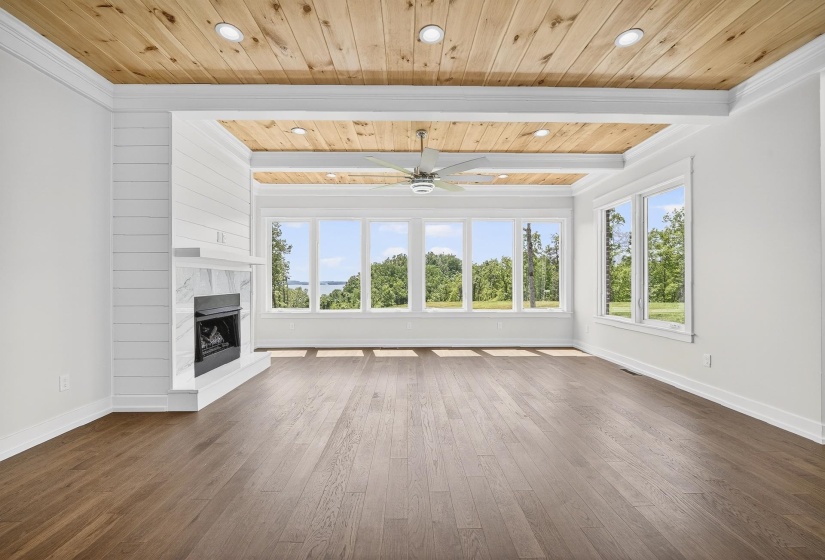 205 PIONEER TRL, Savannah, Tennessee 38372, 5 Bedrooms Bedrooms, 8 Rooms Rooms,4.1 BathroomsBathrooms,Residential,For Sale,PIONEER,10219906