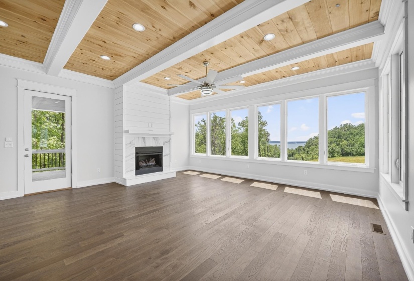 205 PIONEER TRL, Savannah, Tennessee 38372, 5 Bedrooms Bedrooms, 8 Rooms Rooms,4.1 BathroomsBathrooms,Residential,For Sale,PIONEER,10219906