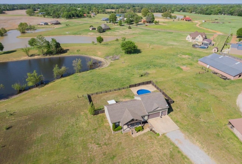 206 DEEN RD, Brighton, Tennessee 38011, 4 Bedrooms Bedrooms, 6 Rooms Rooms,3 BathroomsBathrooms,Residential,For Sale,DEEN,10219909