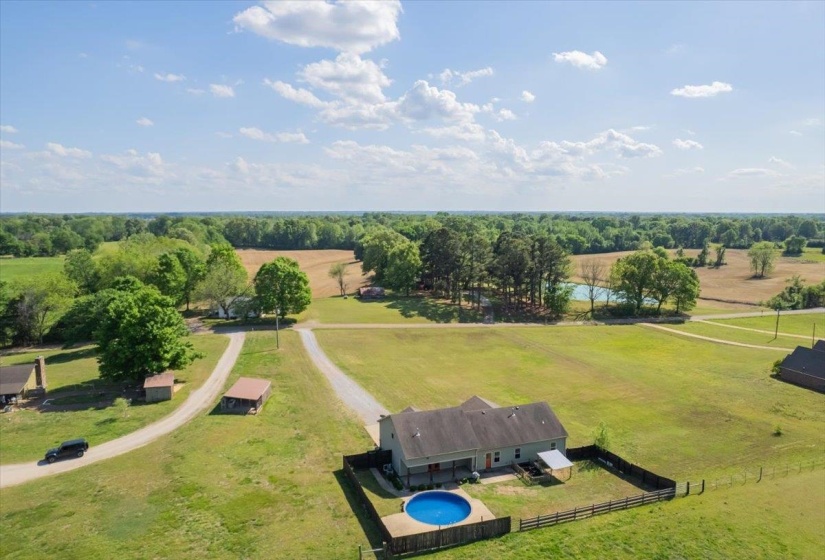 206 DEEN RD, Brighton, Tennessee 38011, 4 Bedrooms Bedrooms, 6 Rooms Rooms,3 BathroomsBathrooms,Residential,For Sale,DEEN,10219909