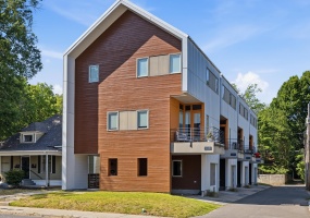 2124 JEFFERSON AVE, Memphis, Tennessee 38104, 2 Bedrooms Bedrooms, 6 Rooms Rooms,2.1 BathroomsBathrooms,Residential,For Sale,JEFFERSON,10219911