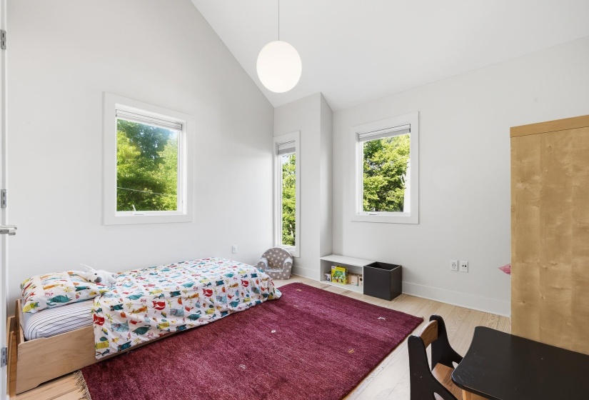 2124 JEFFERSON AVE, Memphis, Tennessee 38104, 2 Bedrooms Bedrooms, 6 Rooms Rooms,2.1 BathroomsBathrooms,Residential,For Sale,JEFFERSON,10219911