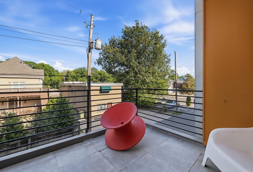 2124 JEFFERSON AVE, Memphis, Tennessee 38104, 2 Bedrooms Bedrooms, 6 Rooms Rooms,2.1 BathroomsBathrooms,Residential,For Sale,JEFFERSON,10219911