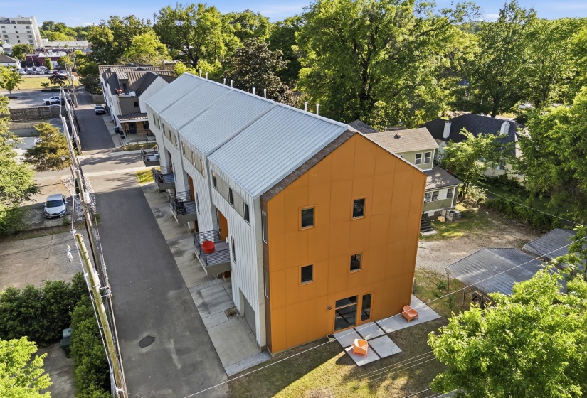 2124 JEFFERSON AVE, Memphis, Tennessee 38104, 2 Bedrooms Bedrooms, 6 Rooms Rooms,2.1 BathroomsBathrooms,Residential,For Sale,JEFFERSON,10219911