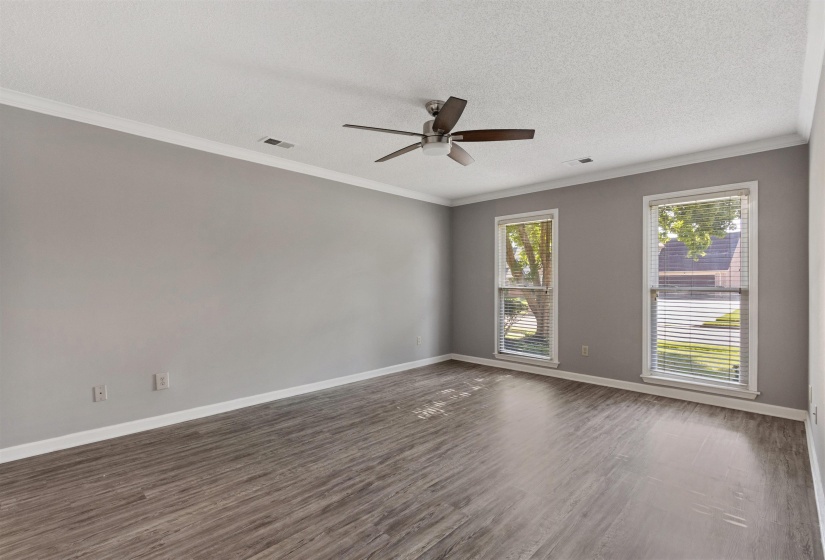 3915 TONYA MARIE CV, Bartlett, Tennessee 38135, 5 Bedrooms Bedrooms, 8 Rooms Rooms,2.1 BathroomsBathrooms,Residential,For Sale,TONYA MARIE,10219927