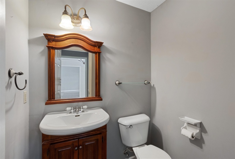 3915 TONYA MARIE CV, Bartlett, Tennessee 38135, 5 Bedrooms Bedrooms, 8 Rooms Rooms,2.1 BathroomsBathrooms,Residential,For Sale,TONYA MARIE,10219927