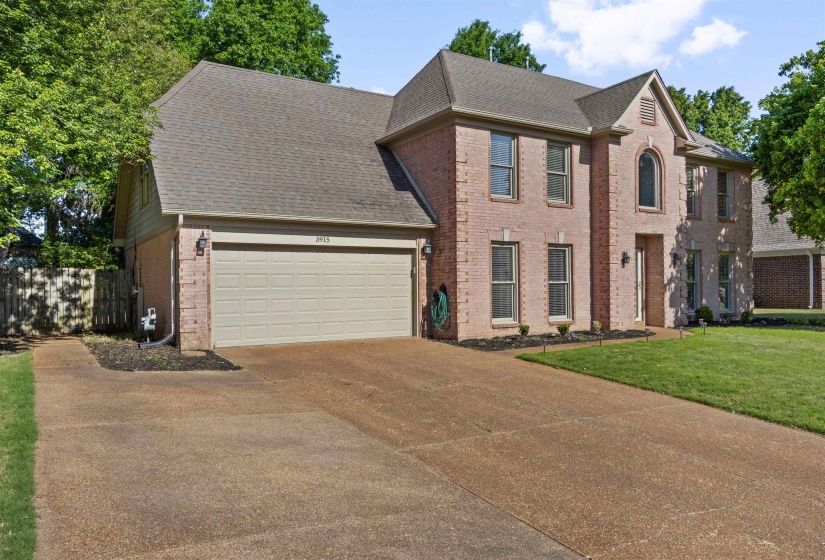 3915 TONYA MARIE CV, Bartlett, Tennessee 38135, 5 Bedrooms Bedrooms, 8 Rooms Rooms,2.1 BathroomsBathrooms,Residential,For Sale,TONYA MARIE,10219927