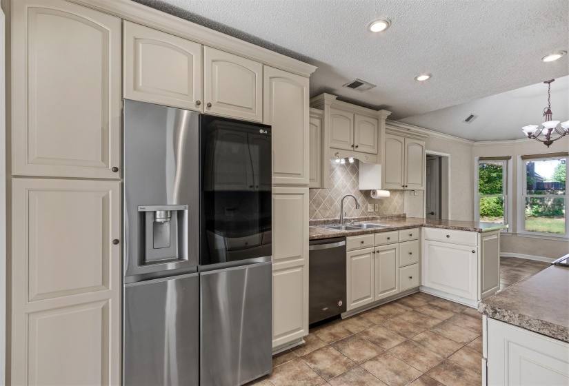 3915 TONYA MARIE CV, Bartlett, Tennessee 38135, 5 Bedrooms Bedrooms, 8 Rooms Rooms,2.1 BathroomsBathrooms,Residential,For Sale,TONYA MARIE,10219927