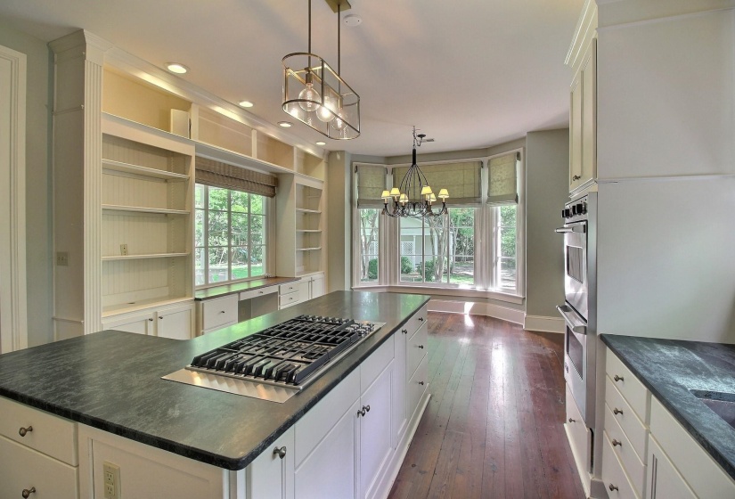 348 ROWLETT ST, Collierville, Tennessee 38017, 3 Bedrooms Bedrooms, 5 Rooms Rooms,1.1 BathroomsBathrooms,Residential,For Sale,ROWLETT,10219928