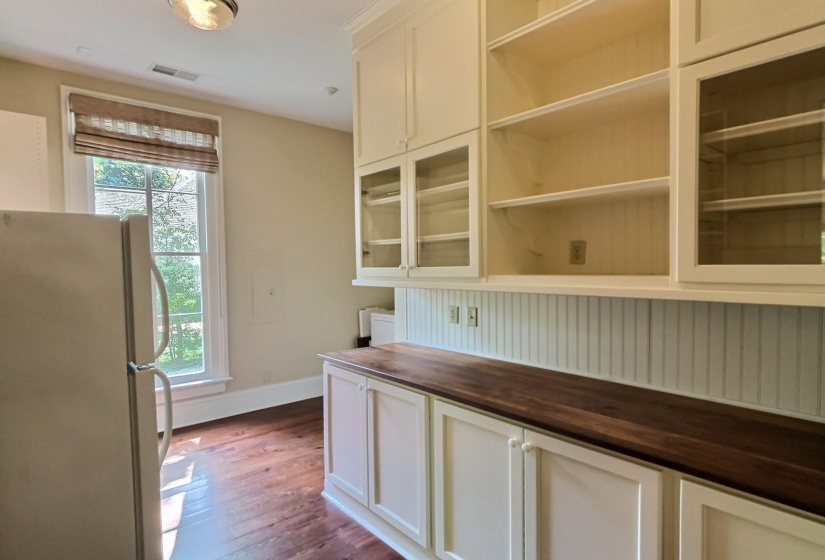 348 ROWLETT ST, Collierville, Tennessee 38017, 3 Bedrooms Bedrooms, 5 Rooms Rooms,1.1 BathroomsBathrooms,Residential,For Sale,ROWLETT,10219928