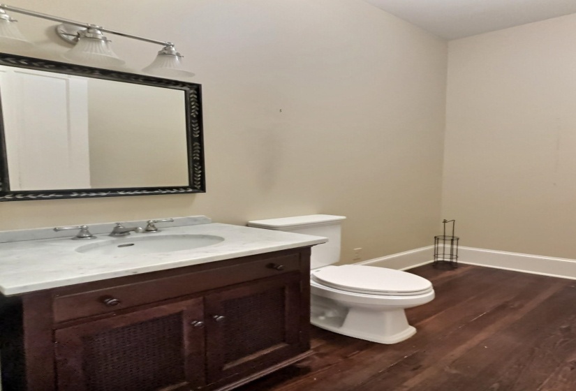 348 ROWLETT ST, Collierville, Tennessee 38017, 3 Bedrooms Bedrooms, 5 Rooms Rooms,1.1 BathroomsBathrooms,Residential,For Sale,ROWLETT,10219928