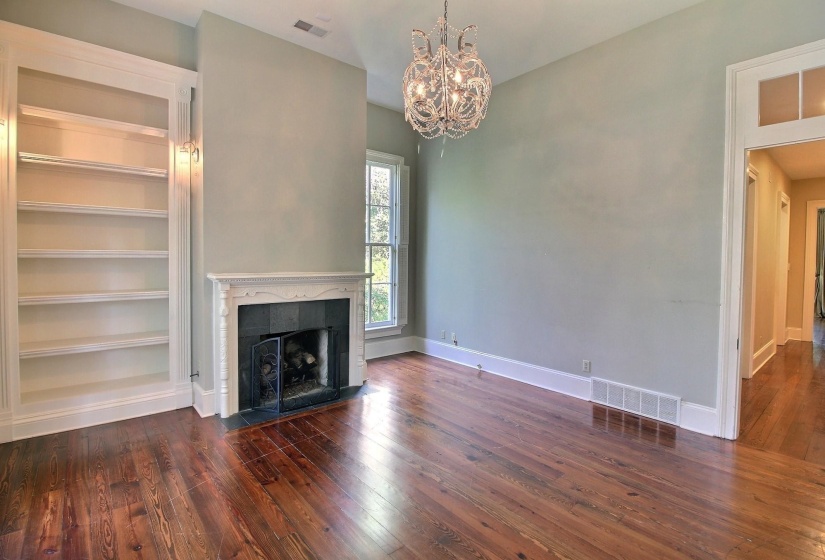 348 ROWLETT ST, Collierville, Tennessee 38017, 3 Bedrooms Bedrooms, 5 Rooms Rooms,1.1 BathroomsBathrooms,Residential,For Sale,ROWLETT,10219928