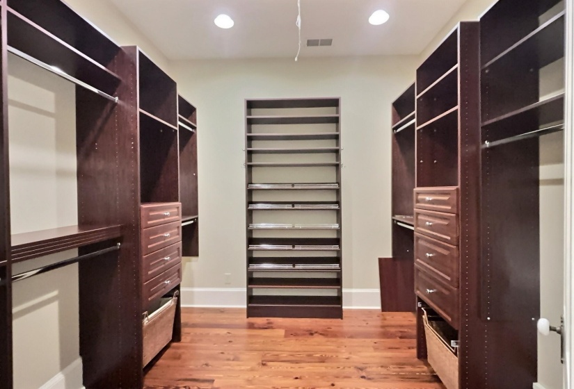 348 ROWLETT ST, Collierville, Tennessee 38017, 3 Bedrooms Bedrooms, 5 Rooms Rooms,1.1 BathroomsBathrooms,Residential,For Sale,ROWLETT,10219928