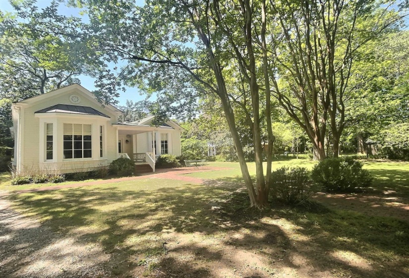 348 ROWLETT ST, Collierville, Tennessee 38017, 3 Bedrooms Bedrooms, 5 Rooms Rooms,1.1 BathroomsBathrooms,Residential,For Sale,ROWLETT,10219928