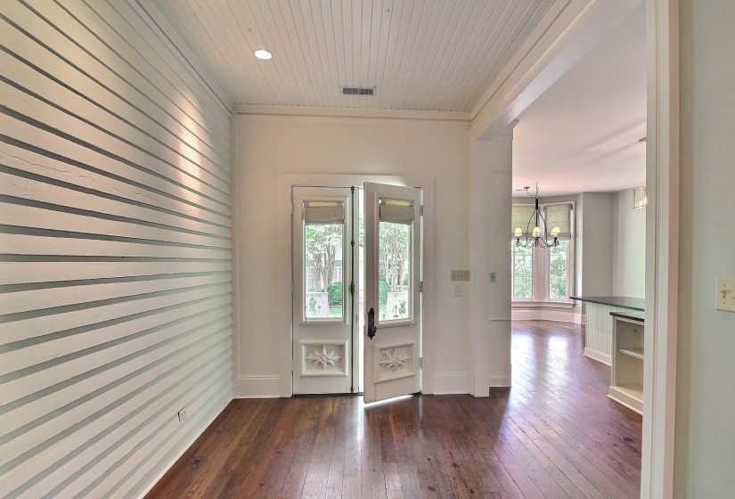 348 ROWLETT ST, Collierville, Tennessee 38017, 3 Bedrooms Bedrooms, 5 Rooms Rooms,1.1 BathroomsBathrooms,Residential,For Sale,ROWLETT,10219928