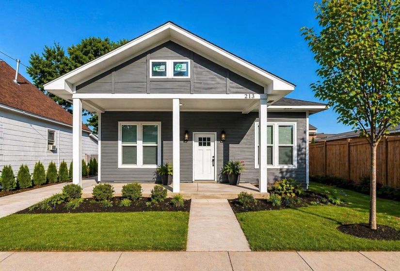 213 WATKINS AVE, Memphis, Tennessee 38104, 3 Bedrooms Bedrooms, 7 Rooms Rooms,2 BathroomsBathrooms,Residential,For Sale,WATKINS,10219931