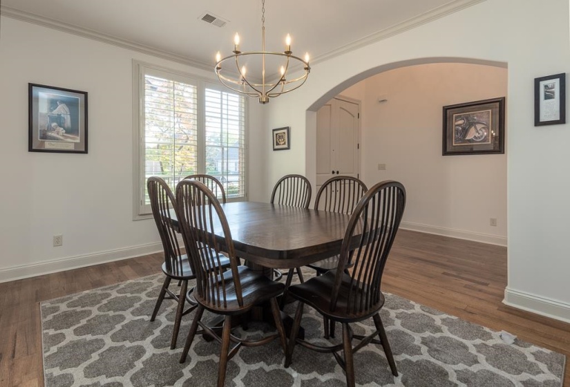 3077 POPLAR GROVE LN, Germantown, Tennessee 38139, 4 Bedrooms Bedrooms, 9 Rooms Rooms,2.1 BathroomsBathrooms,Residential,For Sale,POPLAR GROVE,10219936