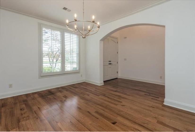 3077 POPLAR GROVE LN, Germantown, Tennessee 38139, 4 Bedrooms Bedrooms, 9 Rooms Rooms,2.1 BathroomsBathrooms,Residential,For Sale,POPLAR GROVE,10219936