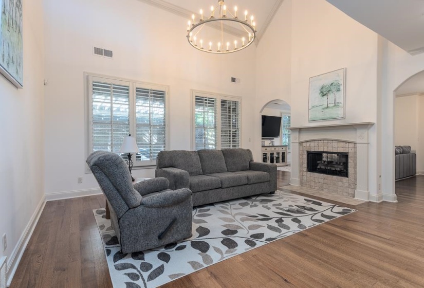 3077 POPLAR GROVE LN, Germantown, Tennessee 38139, 4 Bedrooms Bedrooms, 9 Rooms Rooms,2.1 BathroomsBathrooms,Residential,For Sale,POPLAR GROVE,10219936