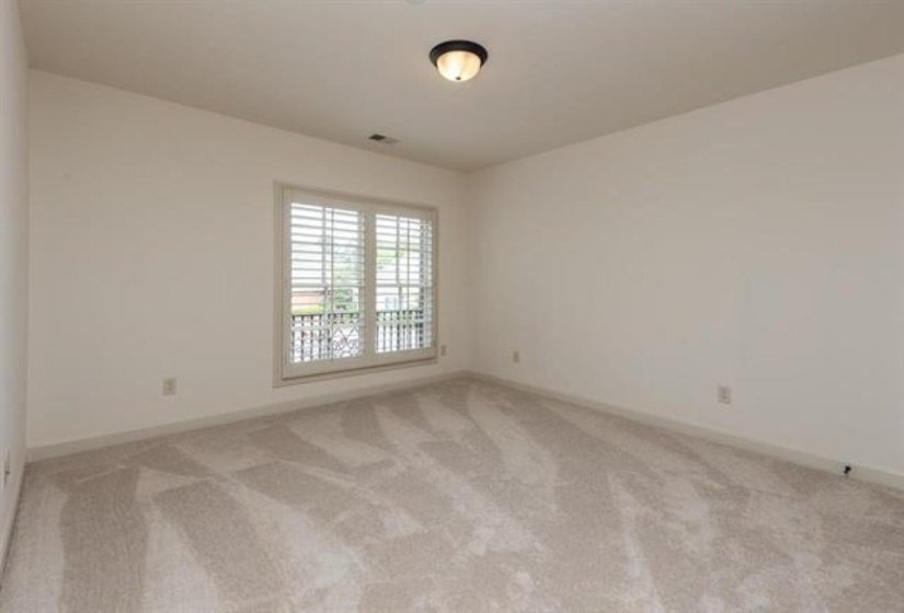 3077 POPLAR GROVE LN, Germantown, Tennessee 38139, 4 Bedrooms Bedrooms, 9 Rooms Rooms,2.1 BathroomsBathrooms,Residential,For Sale,POPLAR GROVE,10219936