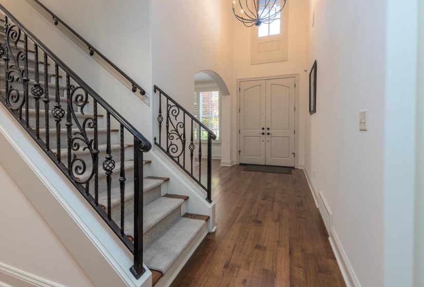 3077 POPLAR GROVE LN, Germantown, Tennessee 38139, 4 Bedrooms Bedrooms, 9 Rooms Rooms,2.1 BathroomsBathrooms,Residential,For Sale,POPLAR GROVE,10219936