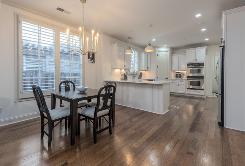 3077 POPLAR GROVE LN, Germantown, Tennessee 38139, 4 Bedrooms Bedrooms, 9 Rooms Rooms,2.1 BathroomsBathrooms,Residential,For Sale,POPLAR GROVE,10219936